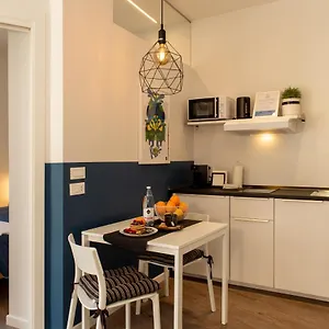  Pensión Suite Apartments - Corso51